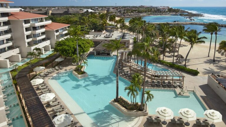 Hotel Dreams Aventuras