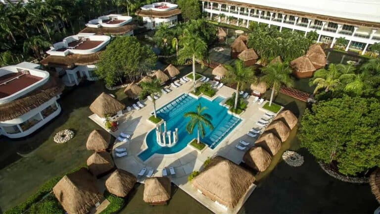 Hotel Platinum Yucatan Princess