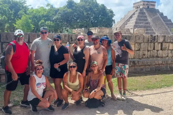 Privattour Chichen Itza und Cenote in der Riviera Maya