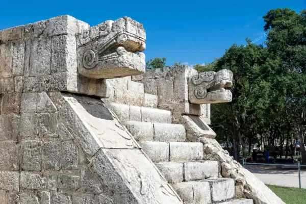 Privattour Tagundnachtgleiche in Chichen Itza in der Riviera Maya