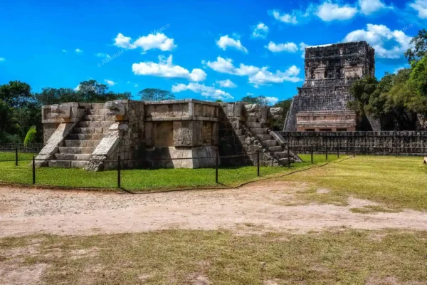 Privattour Tagundnachtgleiche in Chichen Itza in der Riviera Maya