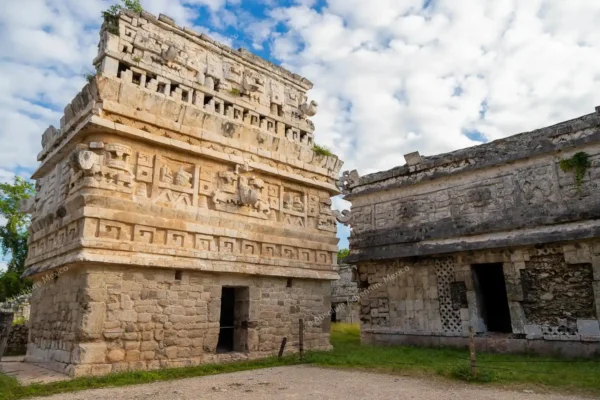 Privattour Tagundnachtgleiche in Chichen Itza in der Riviera Maya