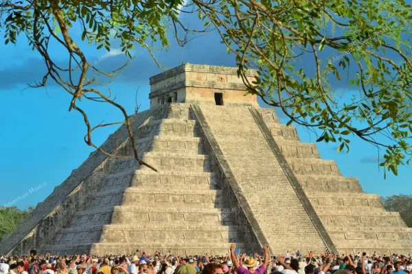 Privattour Tagundnachtgleiche in Chichen Itza in der Riviera Maya